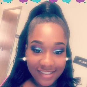 Meet your Posher, Erica